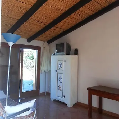 Lu Stazzu Di Tarraolta *
